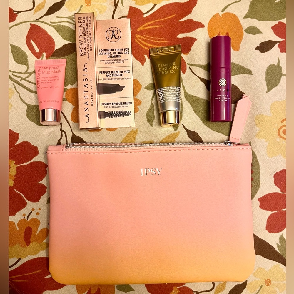 Ipsy beauty bag